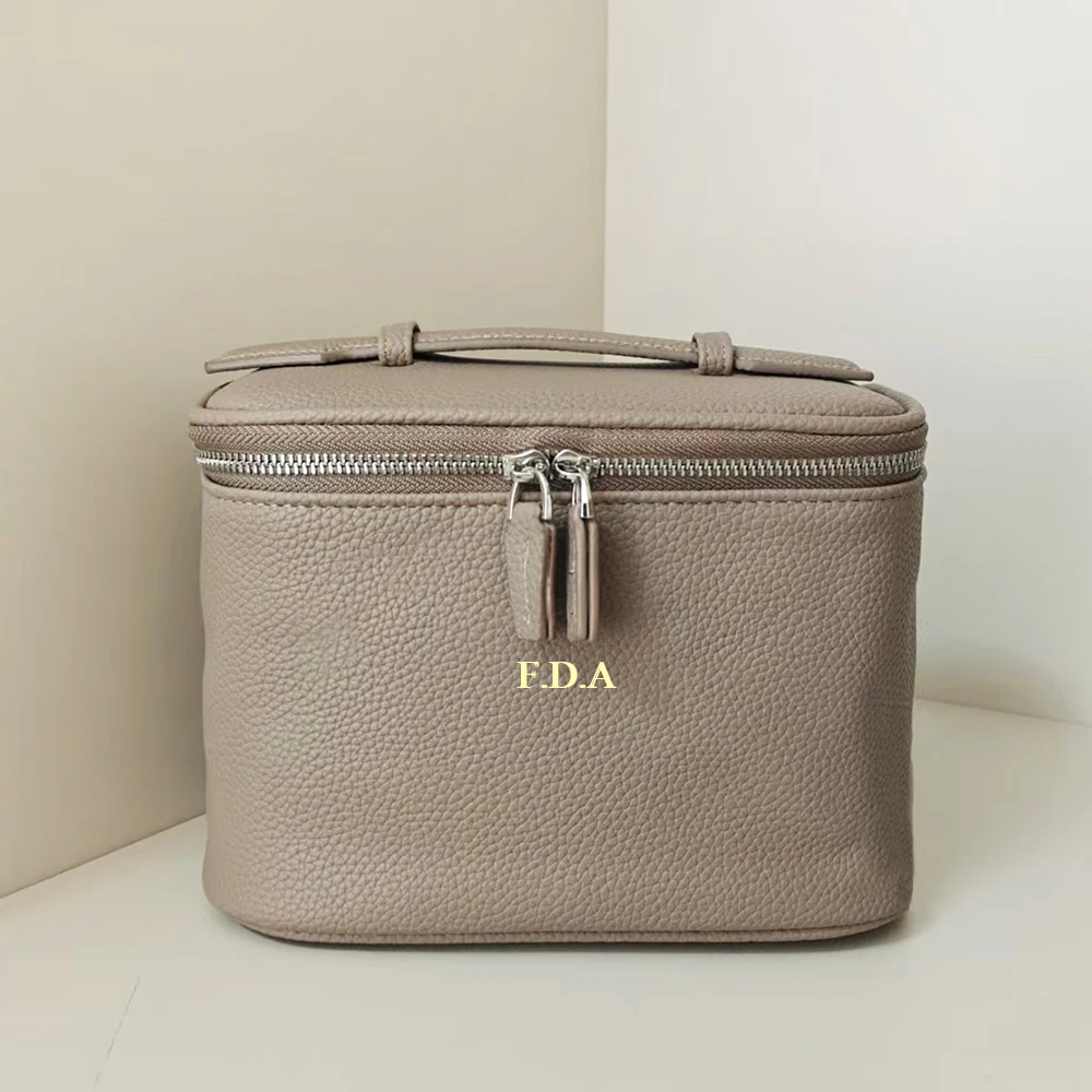 Personalisierter Kartenhalter aus Luxus-PU-Leder, Schlankes Kreditkartenetui mit Gravur-Logo, Großhandel Kartenetui – Detail 17