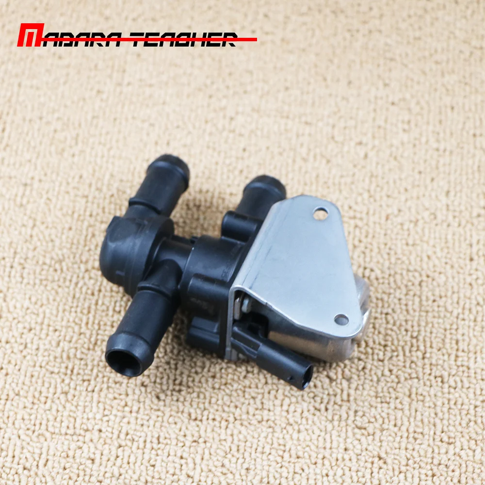 31338385 Engine Cooling Water Tank Connection Valve Warm Water Valve For Volvo S90 XC60 XC90 V90