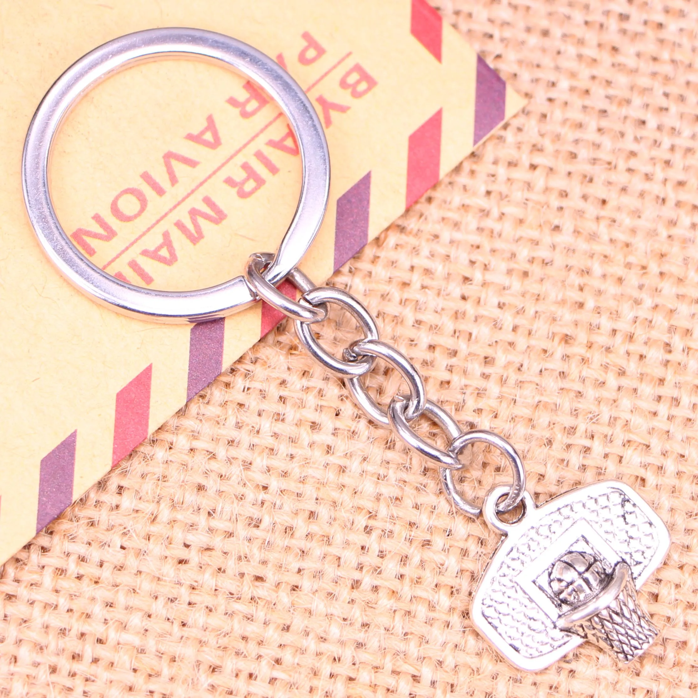 

Новинка, модный брелок 20 шт., подвески в виде баскетбольной корзины 20x19 мм, мужские украшения «сделай сам», брелок для автомобильных ключей, сувенирный держатель для подарка