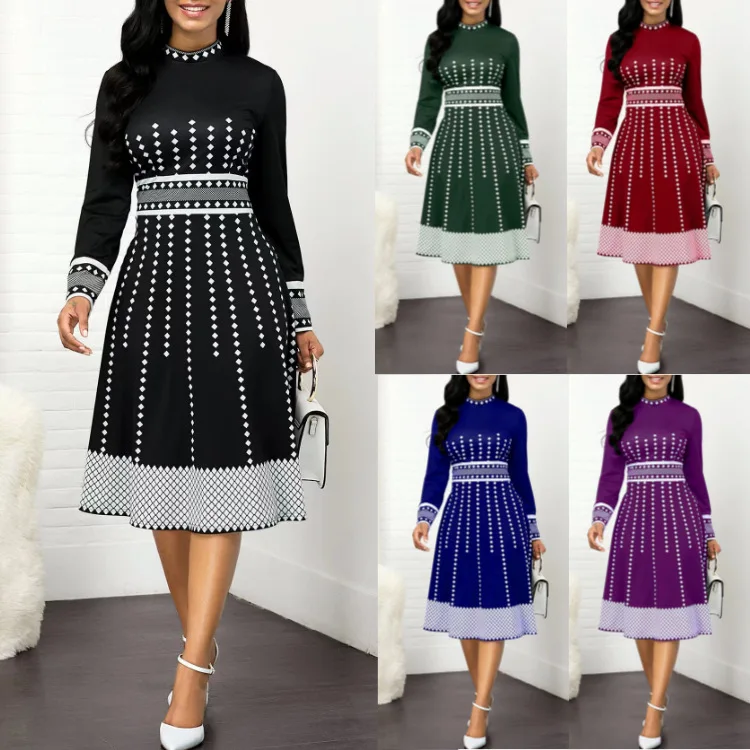 

2023 Autumn Women's New Retro Digital Printing Long-sleeved Slim Dress Spell to Receive the Waist in the Long Skirt Female Model