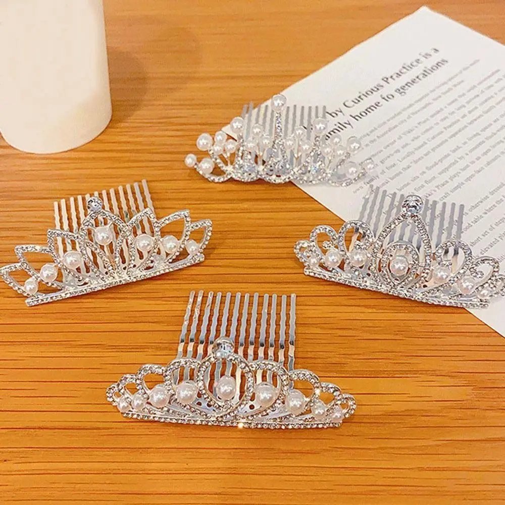 

Adorable Fashion Pearl Crown Rhinestone Headwear Tiara Kids Girl Hair Comb Children Hair Clip Kids Hairpin Hair Accessory