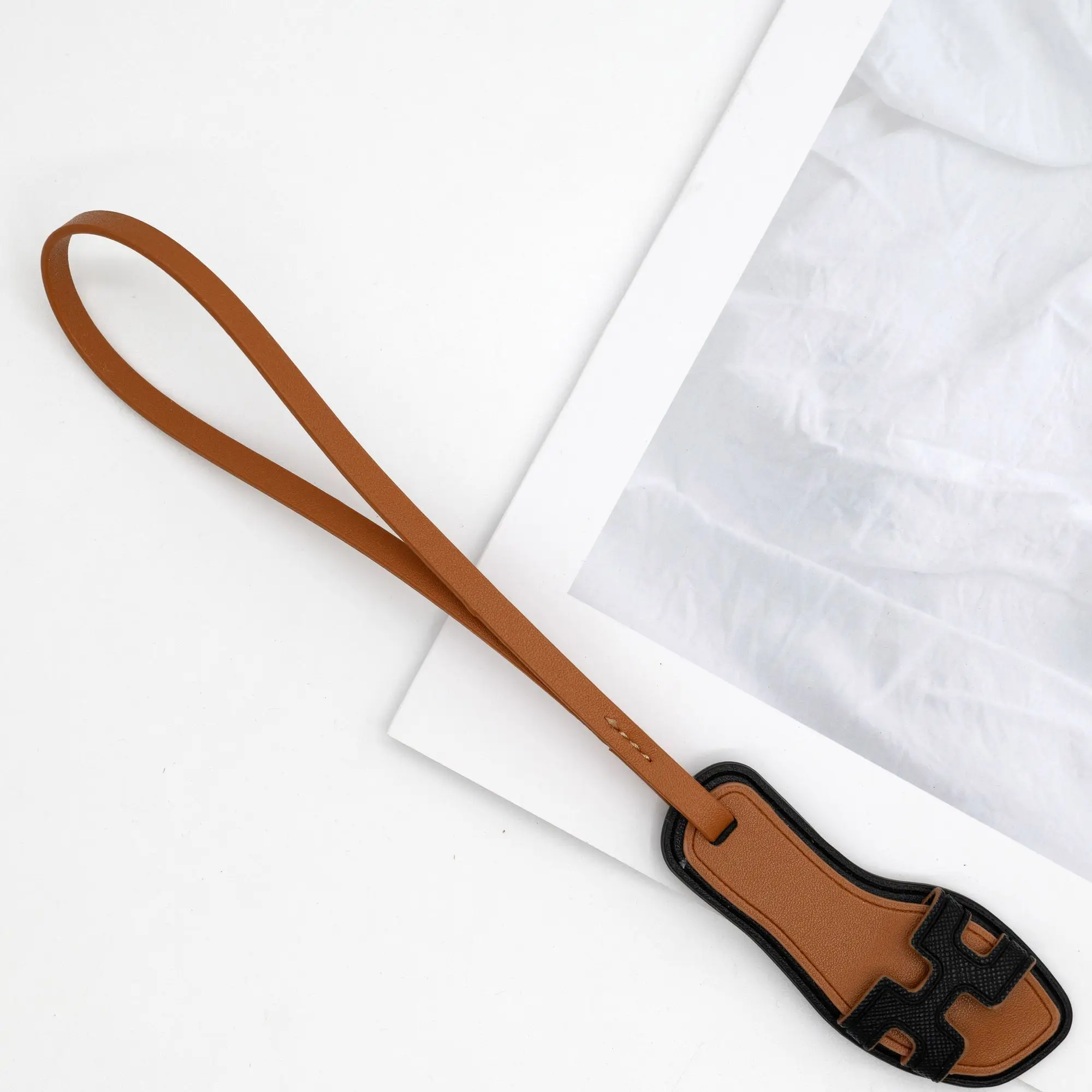 جديد الإبداعية حقيبة قلادة أحذية صغيرة بولي Leathe...