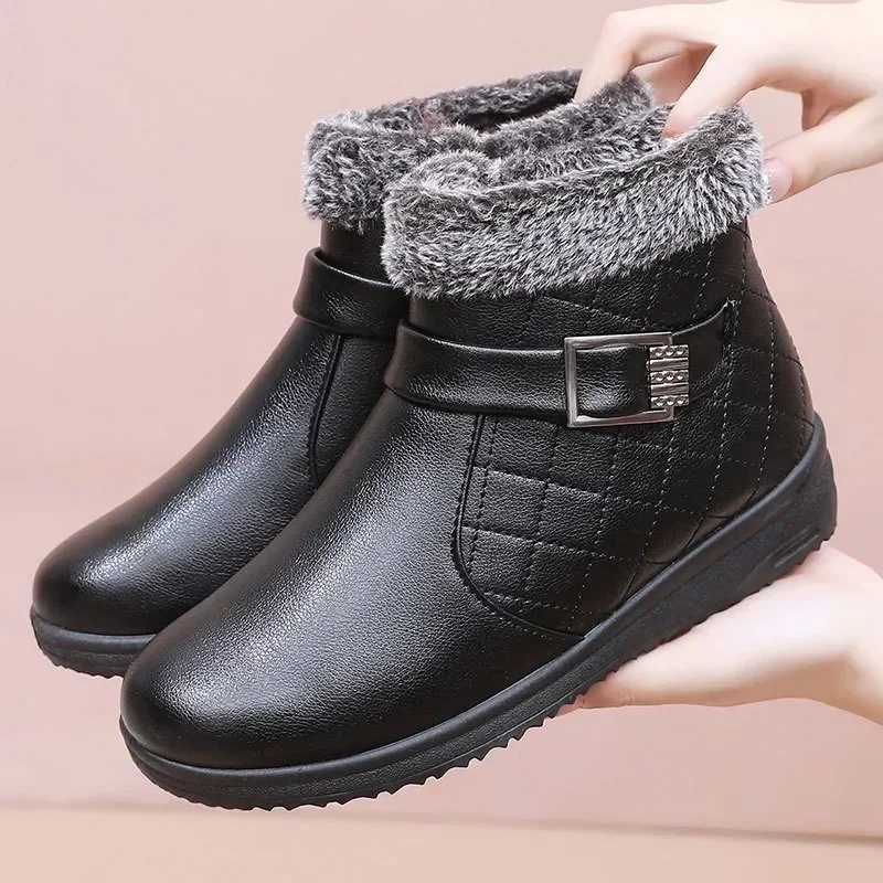 Winter Shoes Women Ankle Boots with Metal Thickened Women's Cotton Shoes Zipper Plush Warm Leather Snow Boots Mother Shoes