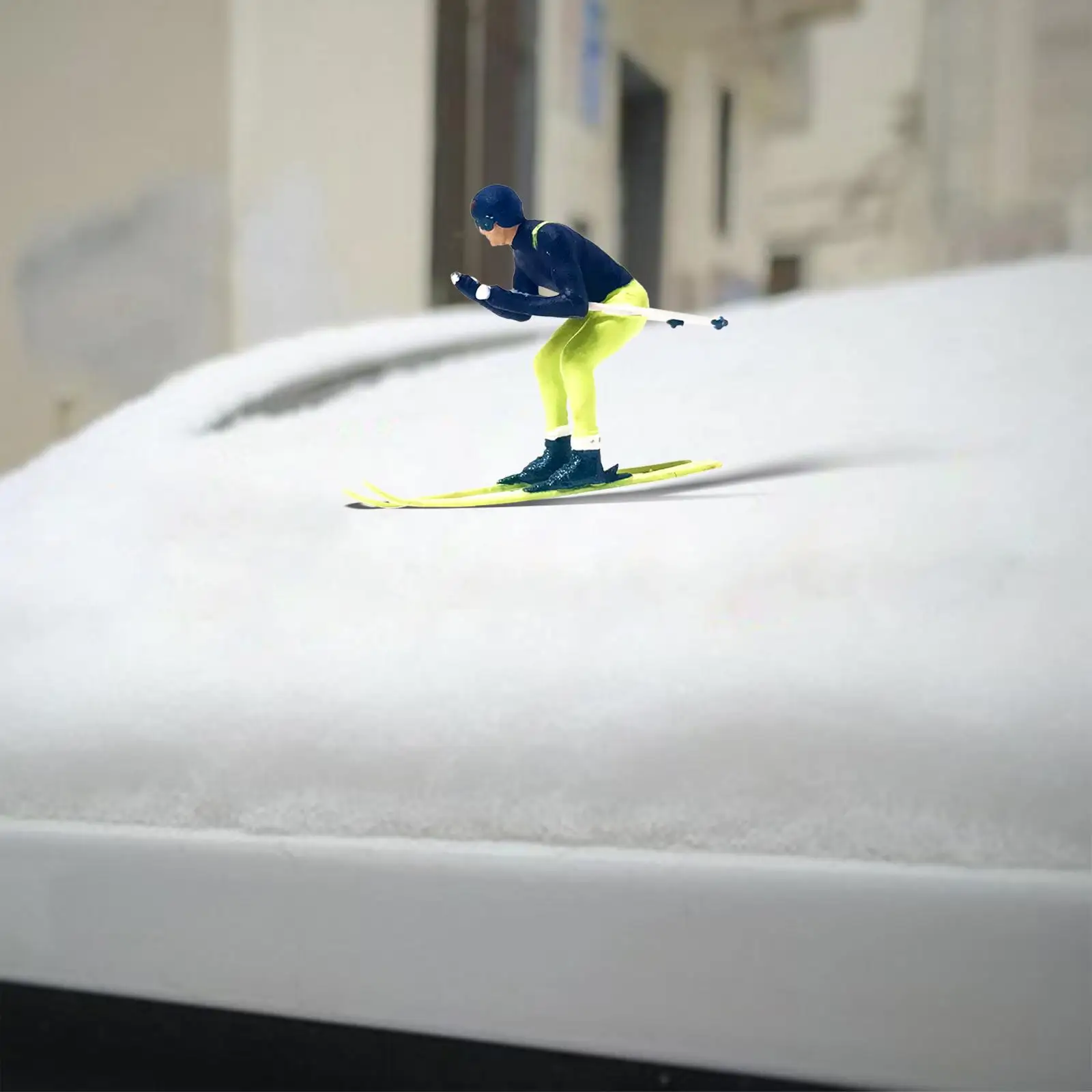 1:64 Mini Male Ski Sports Scene Detail Hand Painting Figurine Static  Landscape Model Layout Scenery Diy Miniature Dioramas Display AD 
