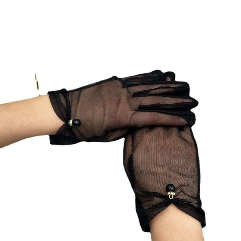 Рисунок 5 - Женские перчатки