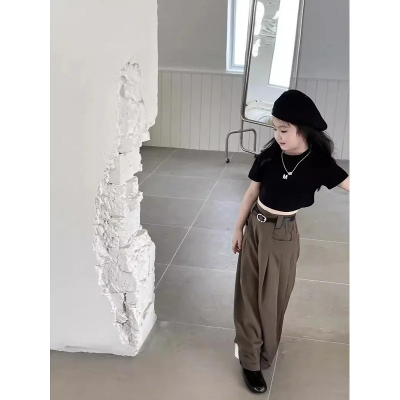 Рисунок 3 - Костюм для девочек
