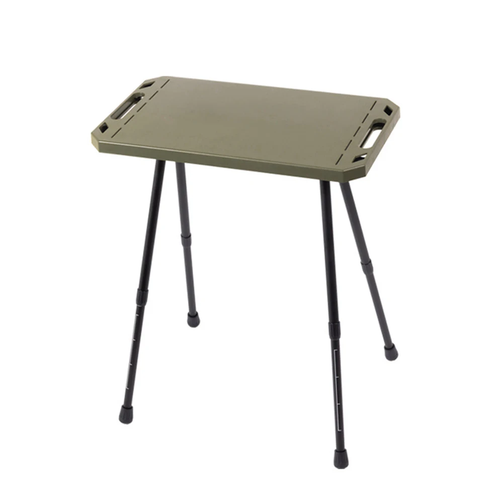 طاولة تخييم قابلة للطي مع حقيبة حمل، وهي عبارة عن...