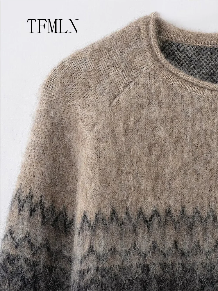 Simple Causal Knitted Sweater For Women 2025 New Soft Long Sleeve O-neck Chic Knitwear Tops Vintage Street Girls Pullover Tops