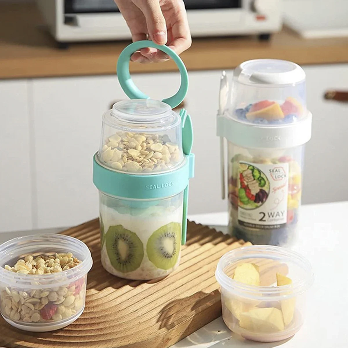 Double-layer Oats Container Breakfast On the Go Cups with Lid and Spoon Portable Yogurt Nut Oatmeal Container Jar for Students