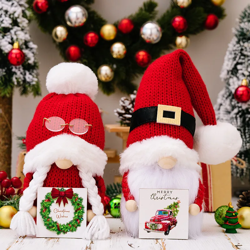 

Creative new Christmas decoration supplies Christmas fur ball knitted hat holding wooden Rudolph doll dwarf Christmas decoration