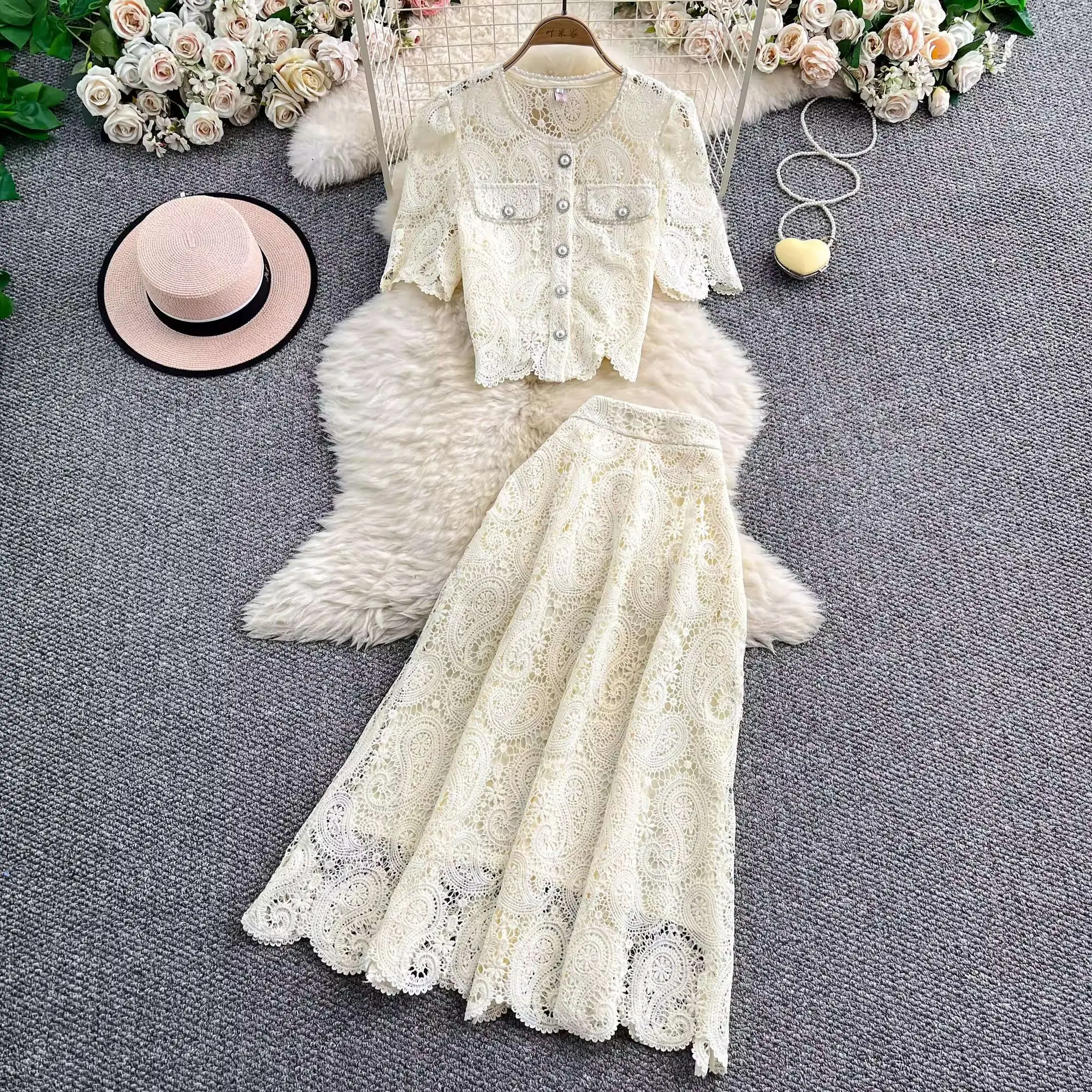 Beige lace set