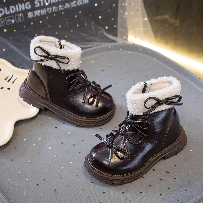 Girls Fleece Ankle Boots with Breathable Lining for Winter