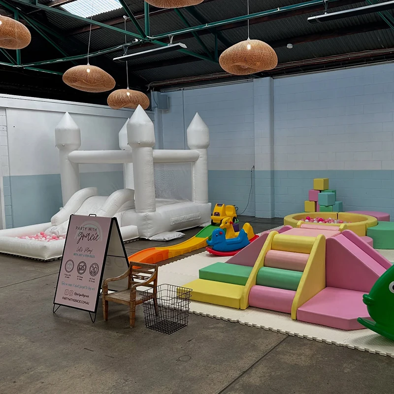4M Inflatable Bouncy Castle with Water Slide & Ball Pit 6
