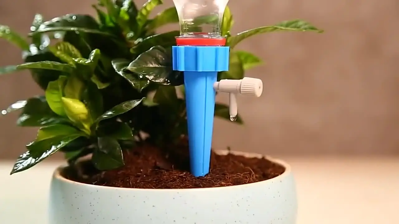 Шипы для полива растений садовая автоматическая система капельного орошения