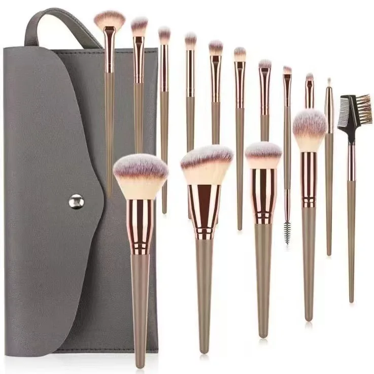 Set di 15 Pennelli per Trucco, Kit Completo per Polvere, Blush, Contorno, Ombretto, Labbra, con Manici Rosa, Pennelli Cosmetici per Fondotinta Liquido - immagine 3