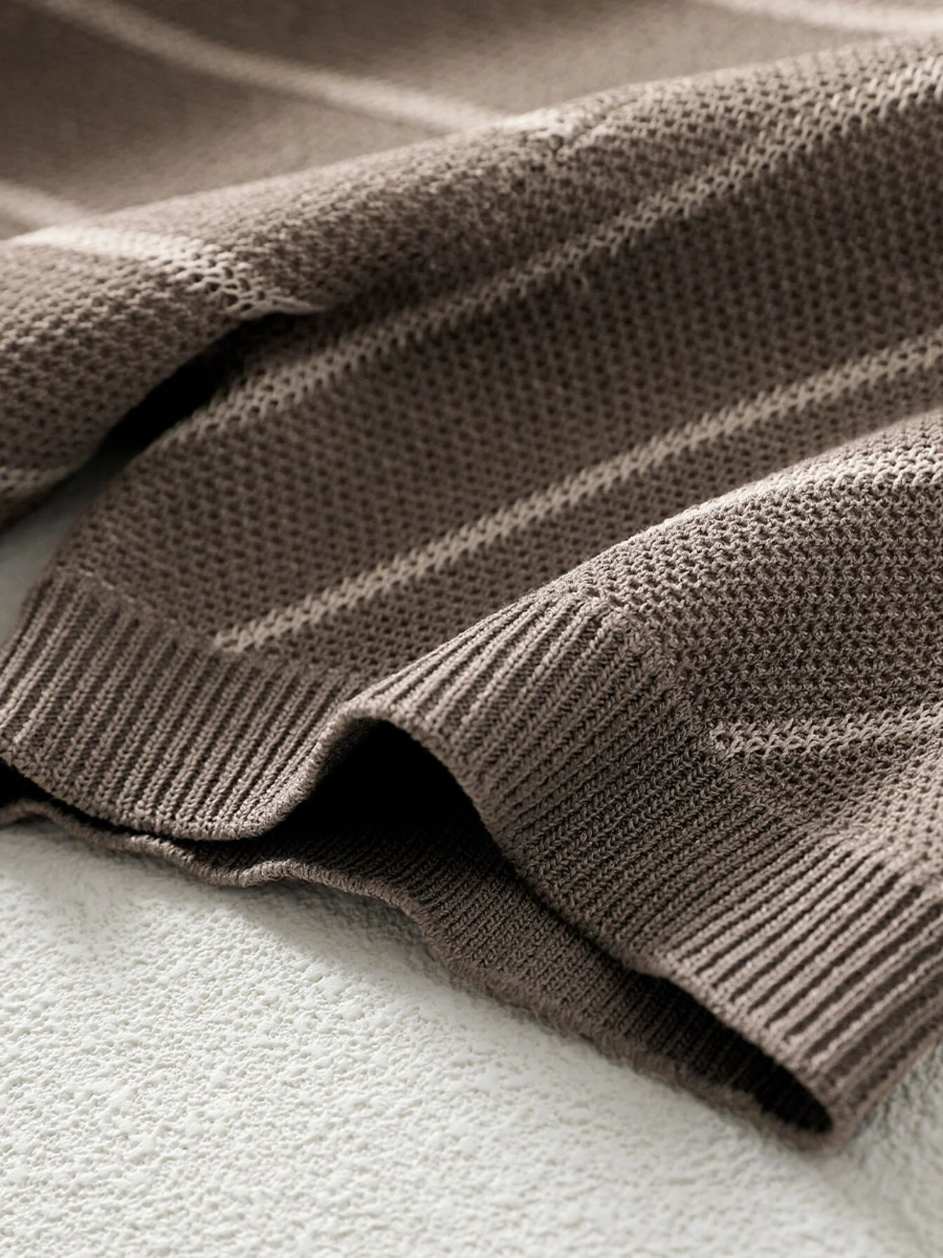 New two piece set Simple Temperament Knit Suit Clash of Colours Twill Knitwear and Straight Nine-minute Trousers Suit