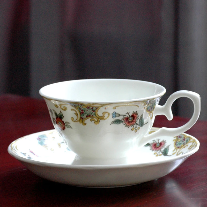 European bone China Coffee Cup and saucer set English vintage ceramic breakfast cup and milk cup Gift cup and saucer for home