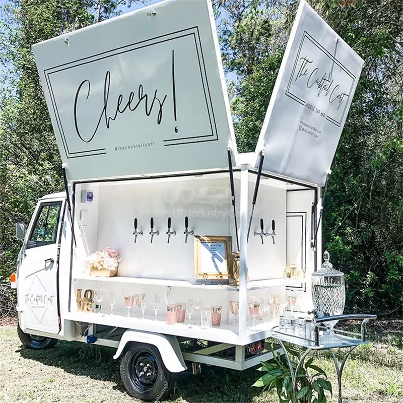 Custom Size Mobile Food Cart New Design Mobile Beer Bar Juice Coffee Van Hot Dog Cart Piaggio Ape Electric Food Truck