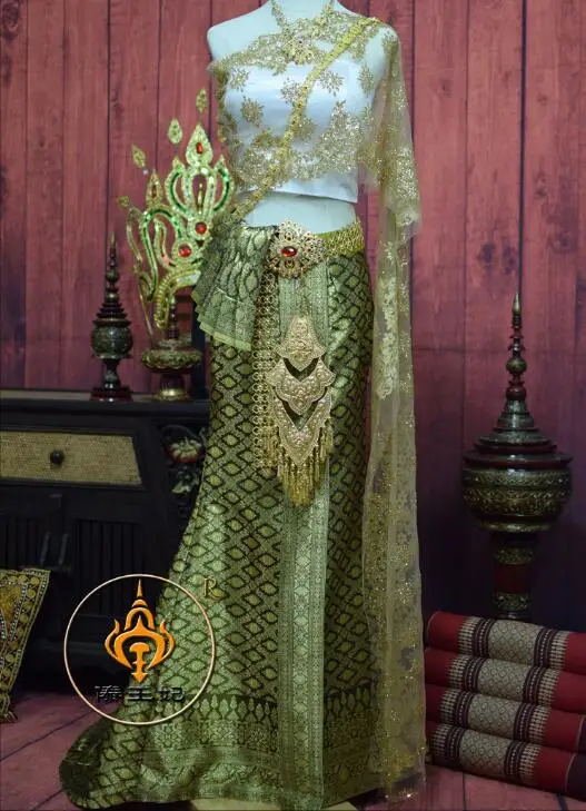 

Thailand Performance Women Dress Trailing Host Stage Sequins Shiny Evening Stage New