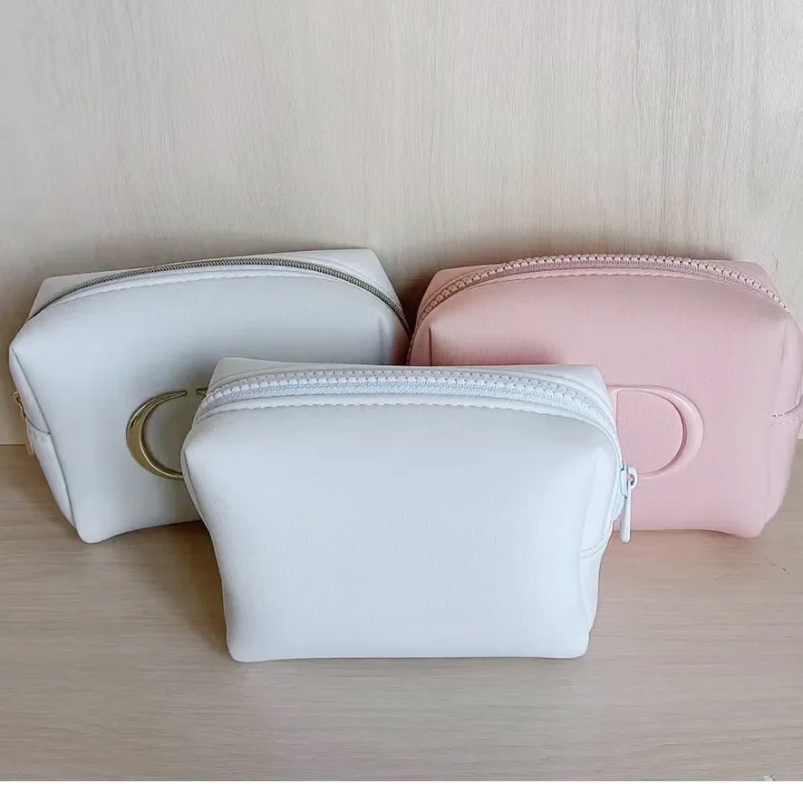 Makeup bag out of pink white makeup bag space cotton material sense, hand in hand with cosmetics storage bag 2
