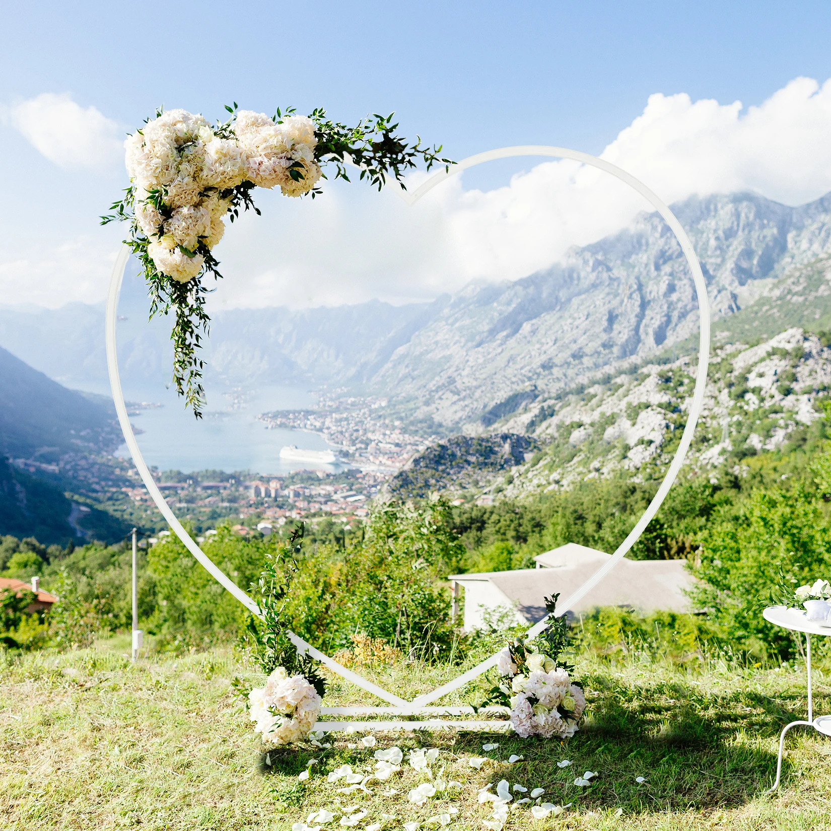 Balloon Arch Kit Heart Shaped White Metal Balloon Arch Stand Frame Display Kit Love Balloon Arch Frame for Proposal Wedding Valentine&rsquo;s Day