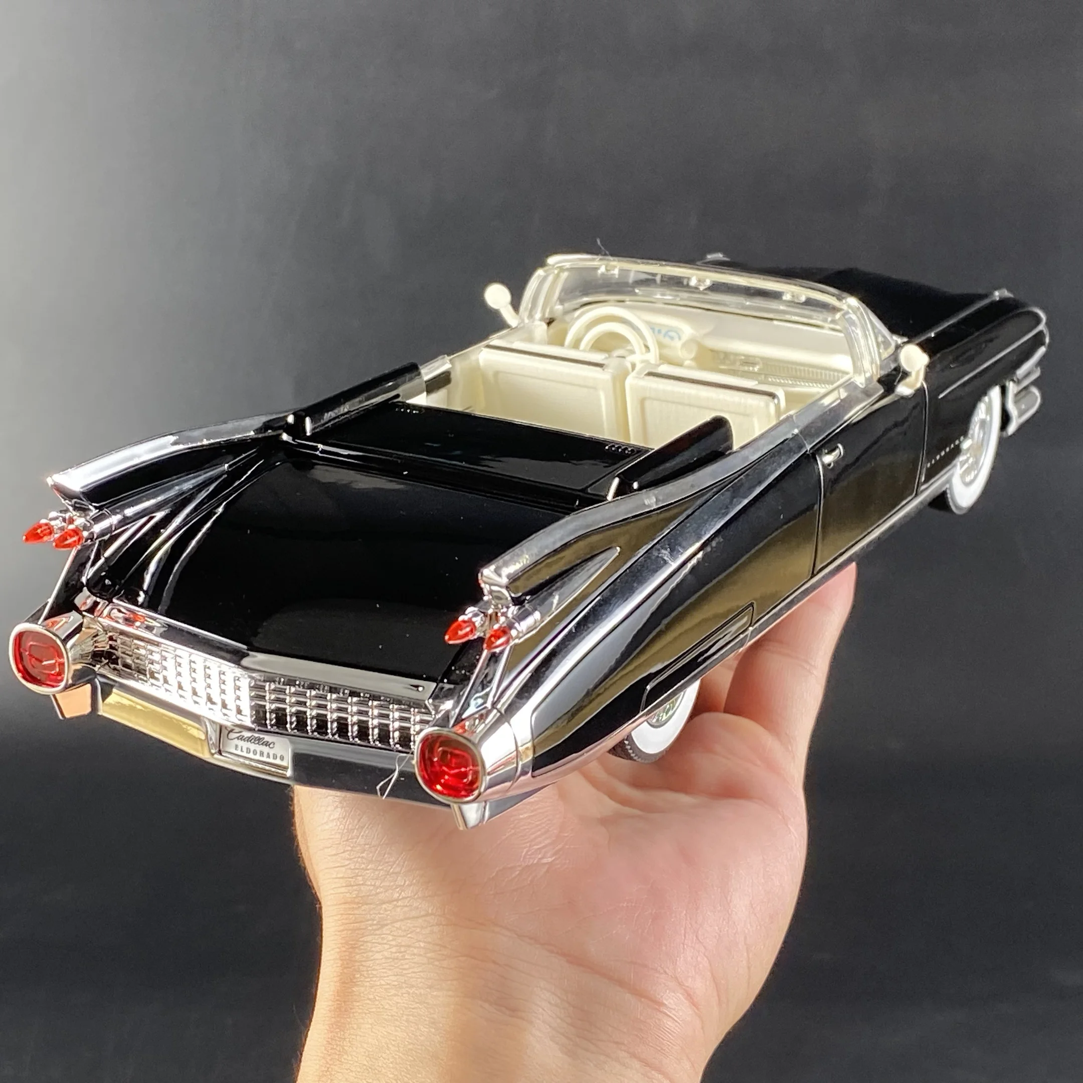 1:24 Cadillac Eldorado Biarritz 1959 Series 62 Luxury Alloy