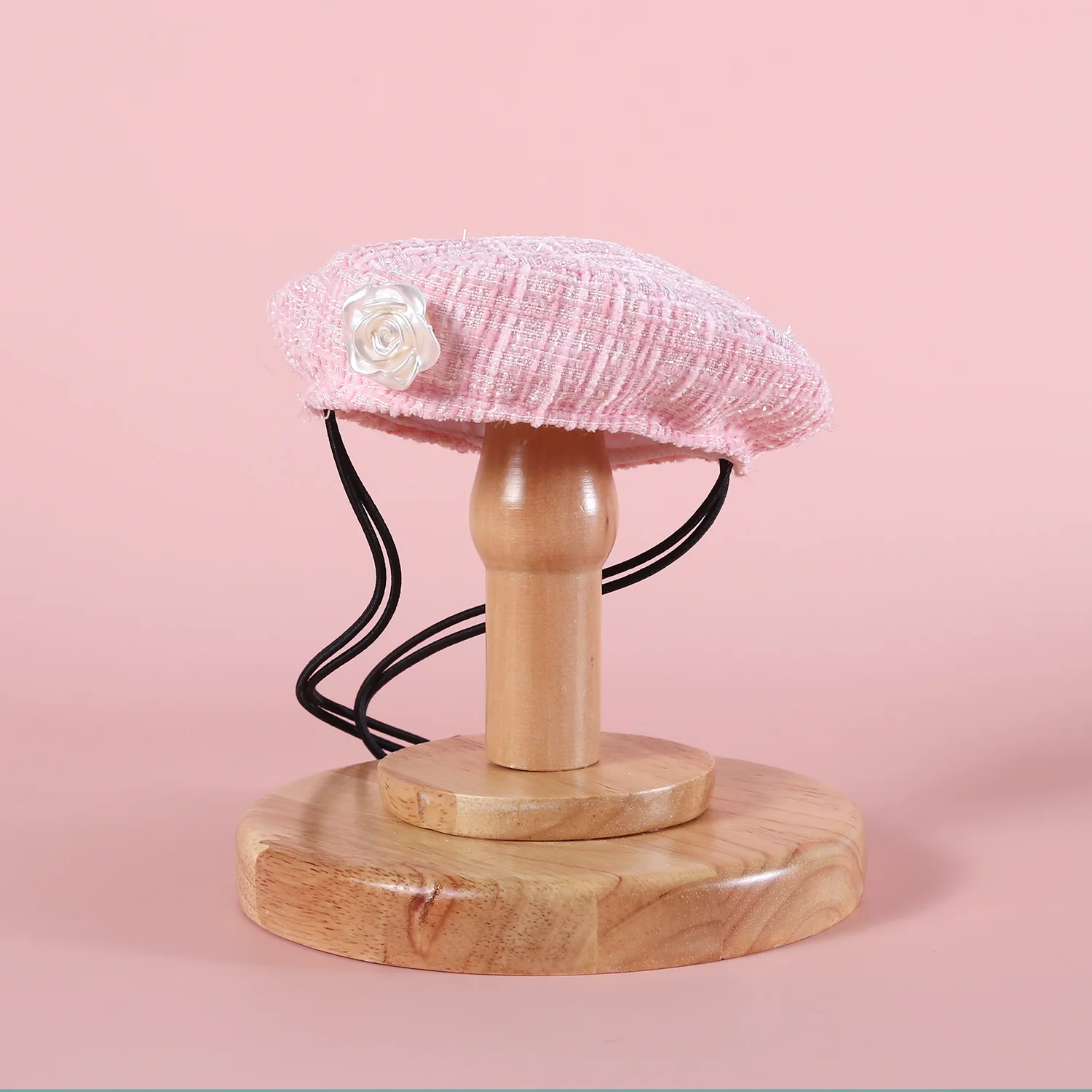 pink hat