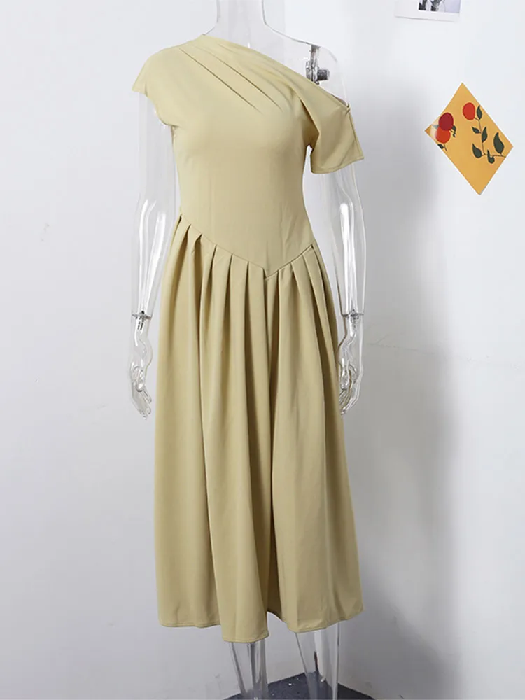 فستان نسائي أنيق مطوي ، فتحة رقبة دائرية ، كم قصير...