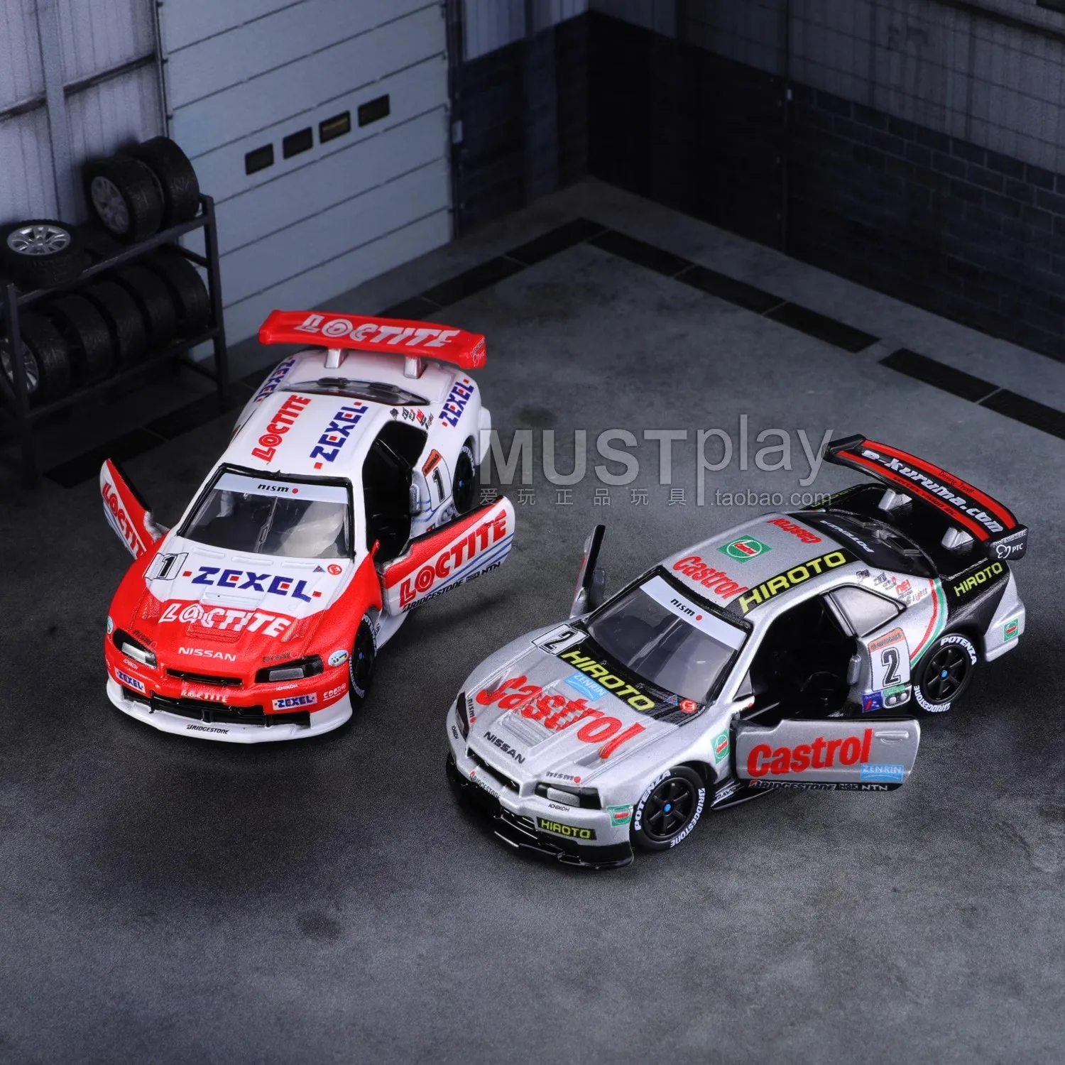 Takara Tomy Tomica Premium Racing Castrol Nismo GT-R Mini Car Toy
