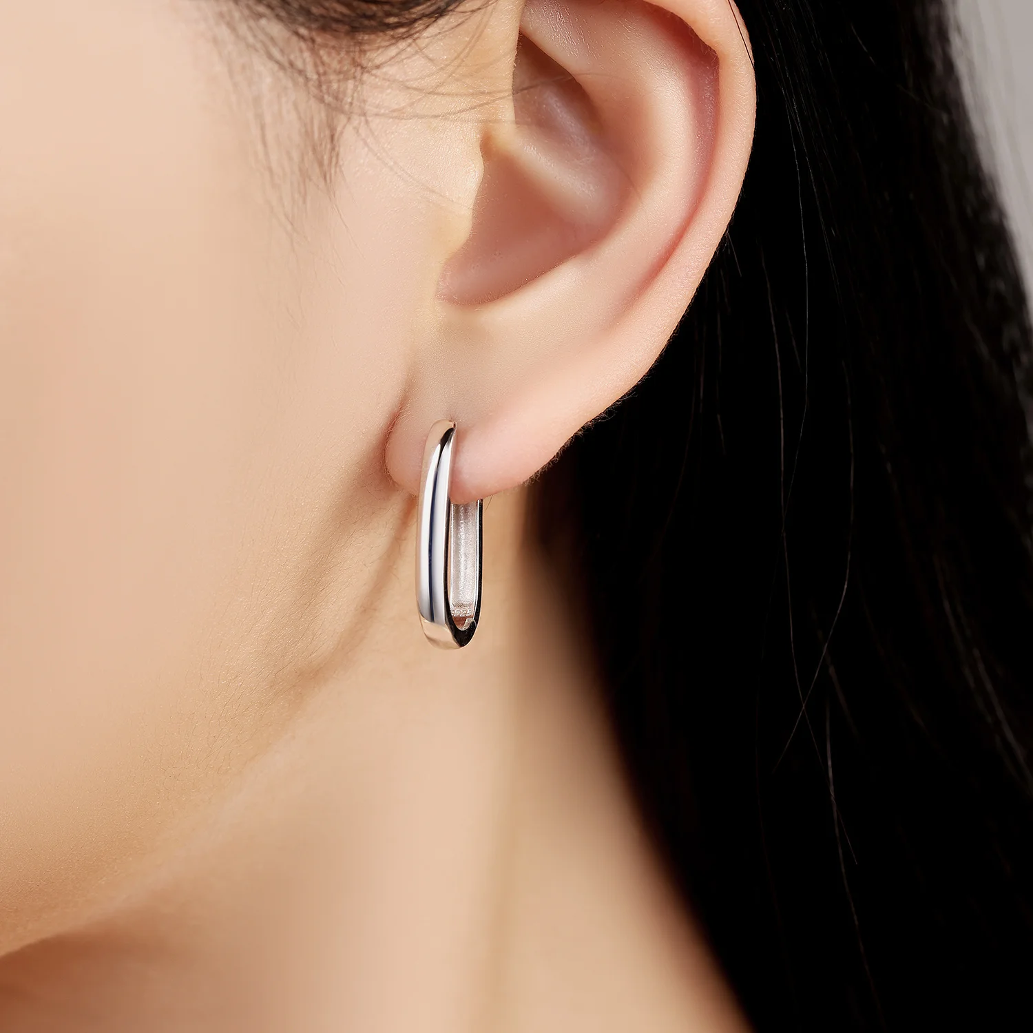 Schlichte U-förmige Ohrringe aus 925er Sterlingsilber, goldfarben, vielseitige Creolen für Damen, edler Schmuck, Geschenke für Geburtstagsfeiern – Detail 10