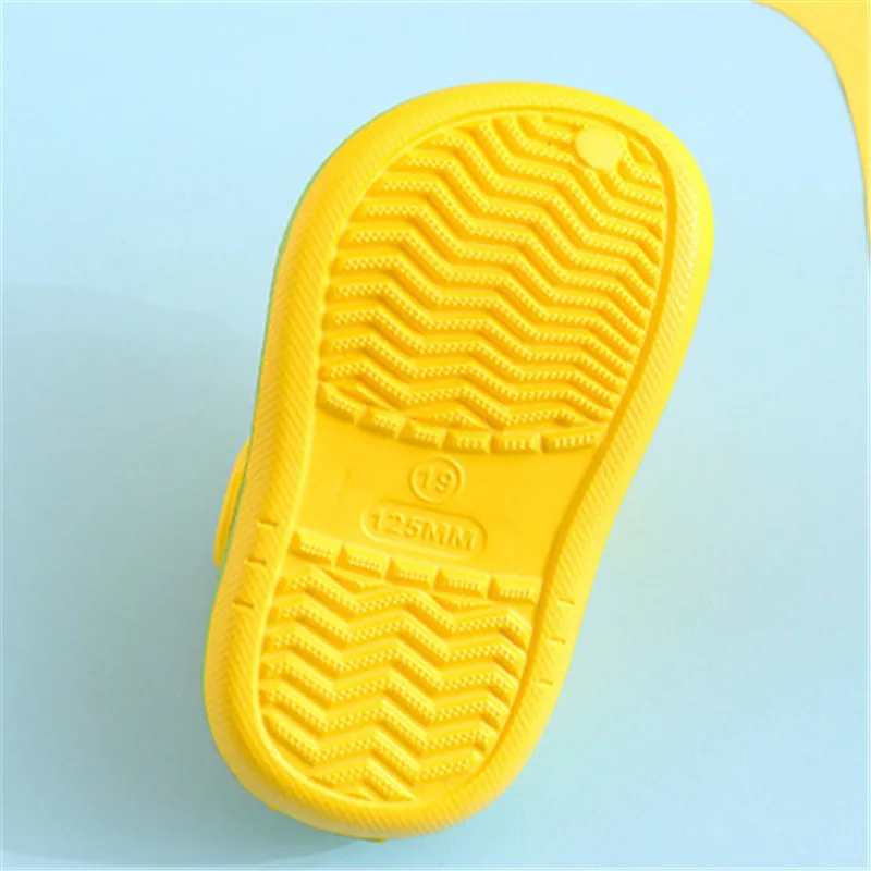 Summer Sandals Kids Mules Baby Boys Girls Cartoon Baby Sandals Flat Heels Solid Cartoon Slippers Children's Garden Shoes