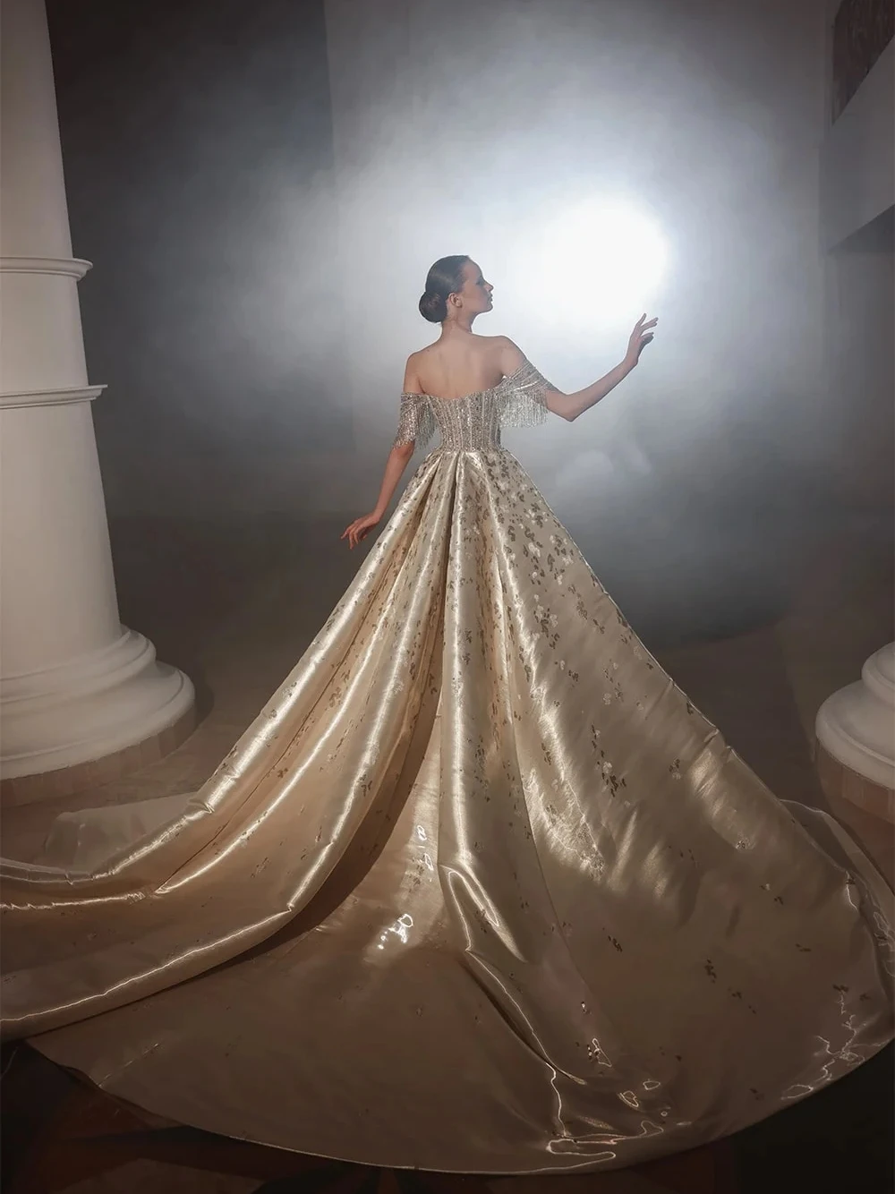 فستان زفاف DMDRS متألق مستقيم وحساس بشرابة مع خرز...