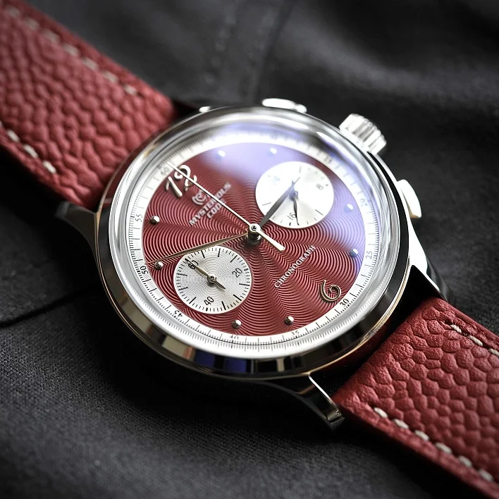 

Panda Dial Classic Japanese vk64 quartz watch men tempered glass lens leather strap luminous waterproof 50m pin buckle trending