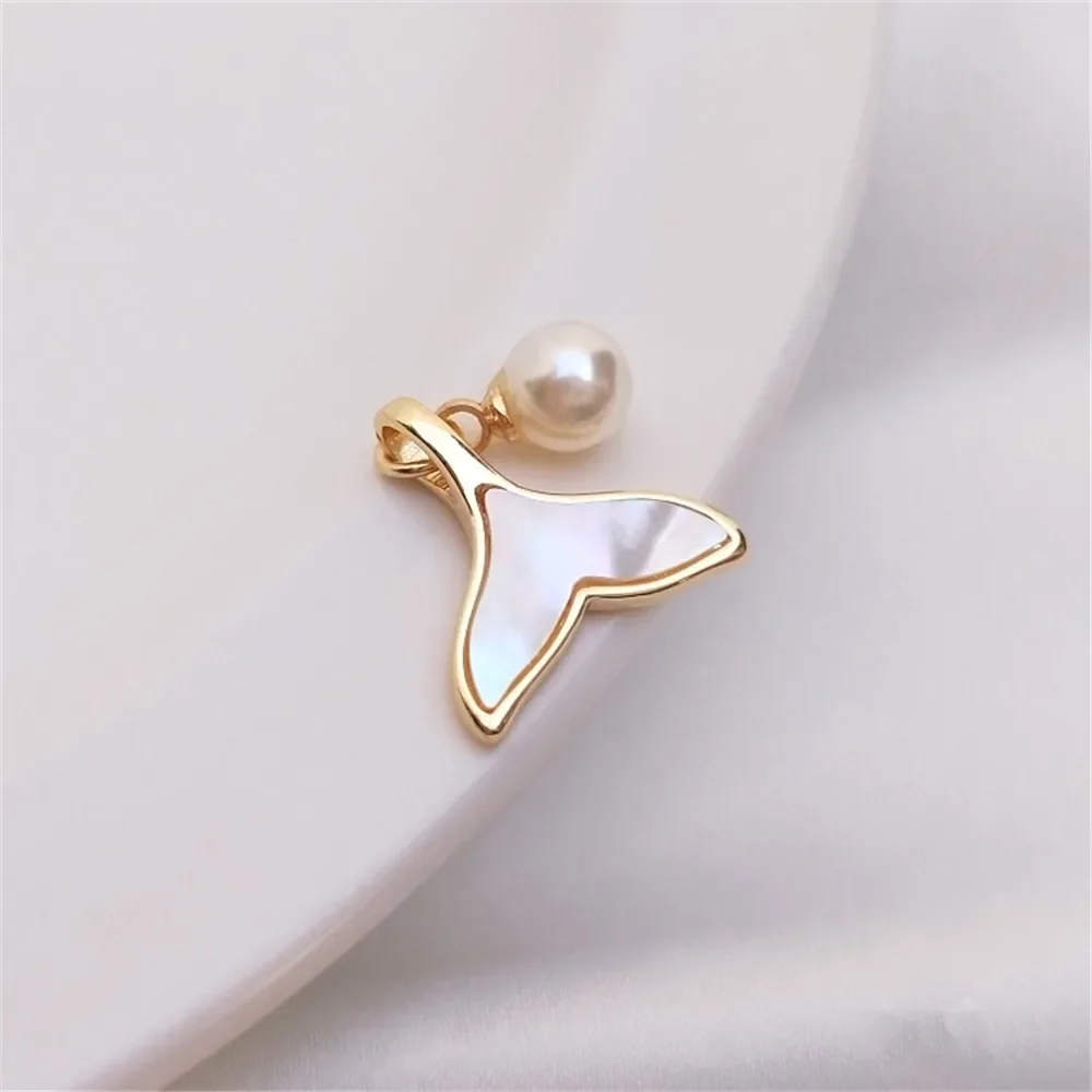 

Inlaid with natural sea color shell 14K gold color shell whale tail bead pendant DIY handmade necklace accessories