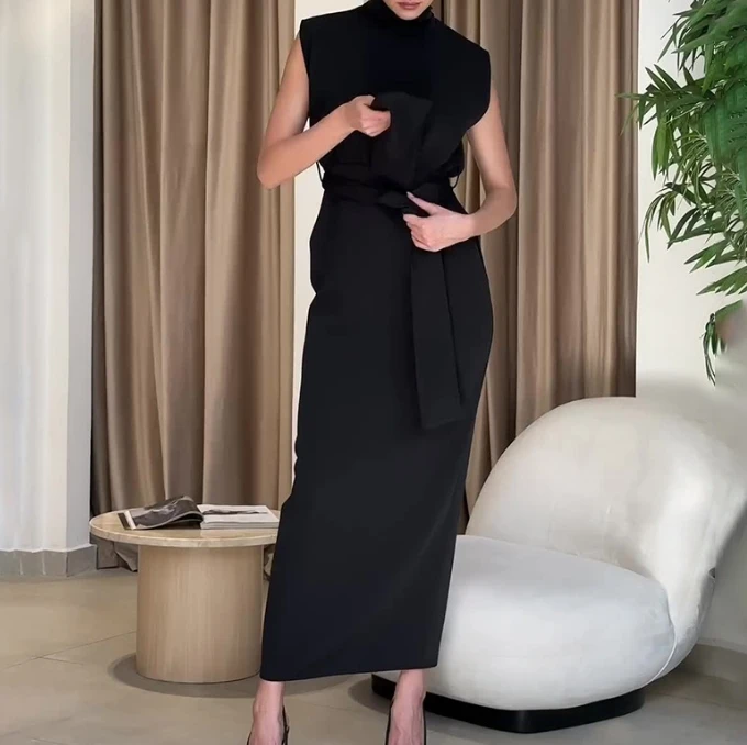 

Fashion Midi Dresses for Women 2024 Summer Round Neck Sleeveless Zipper Slim Fit Waist Closing High Waist Split Dress with Belt