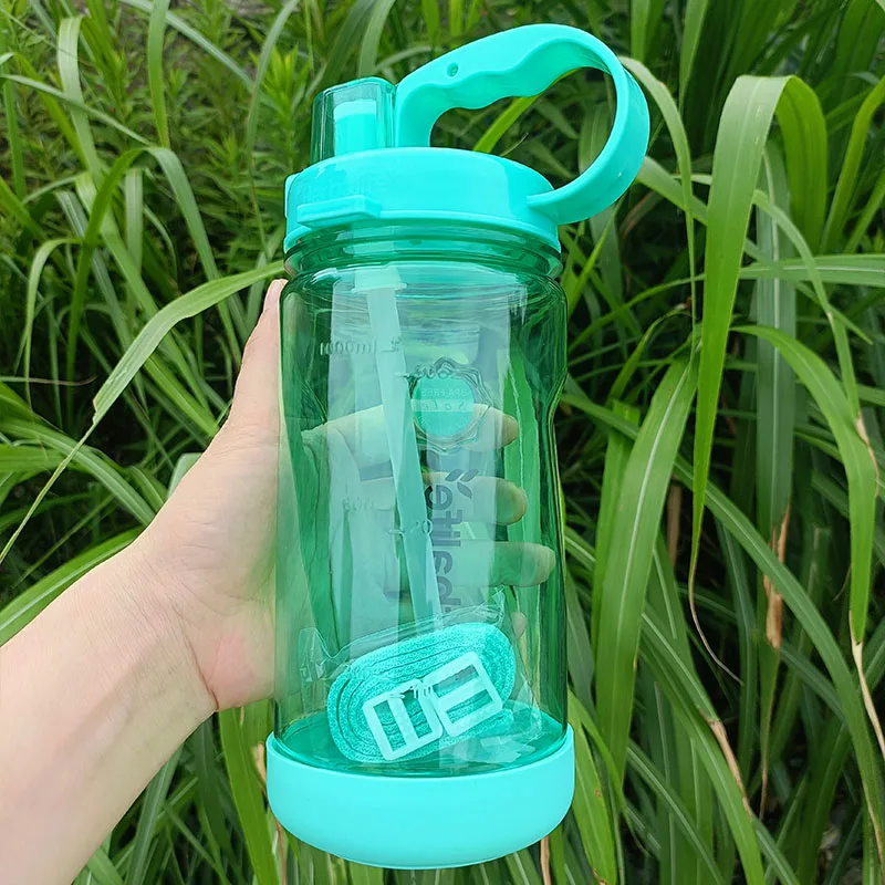 Sports water bottle 1000ml BPA free fitness protein shake plastic portable straw