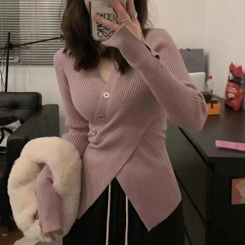 Irregular Sweater with Bottom Shirt Inside Women's Autumn and Winter High-end Sense Slim and Thin V-neck Knitted Sweater Top