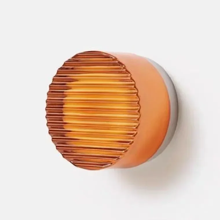 RoyaleGlow circular wall lamp lighting effect