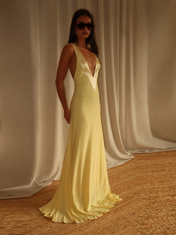 Luxuriöses neues V-Ausschnitt-Kleid im minimalistischen Stil, rückenfrei, schmal geschnitten, knöchellang, zarte Kleider 2026, Damen-Abendkleid für Urlaub, Club und Party