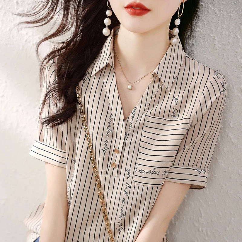 2024 Summer New Striped Shirt Short Sleeve Design Sense Shirt Korean Edition Casual Slimming Versatile Polo Collar Women's Top