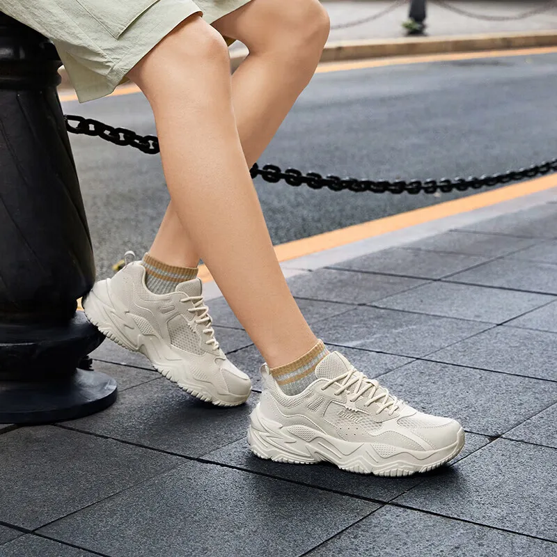 حذاء رجالي عملي جيد التهوية