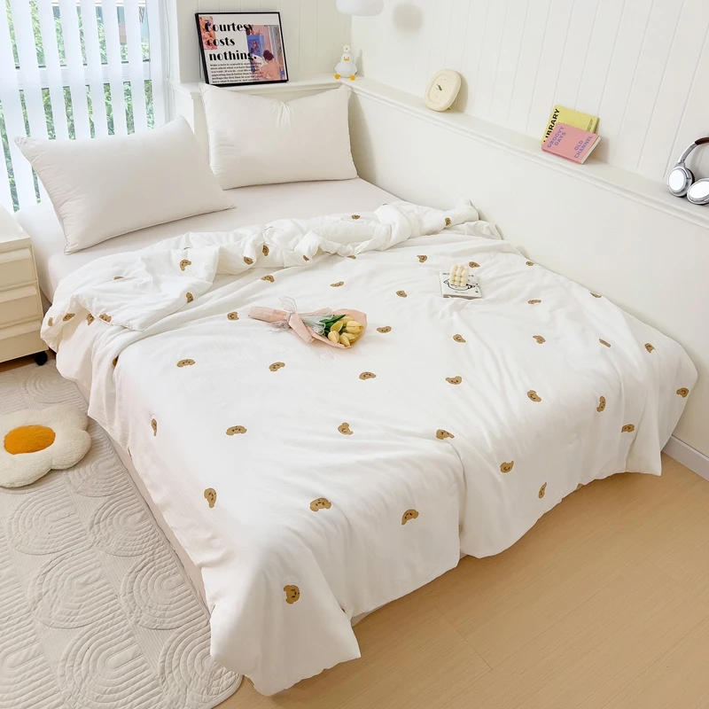 Double Layer Yarn Summer Blanket Skin-friendly Breathable Lightweight Quilt for Children Adult Comforter Summer Duvet