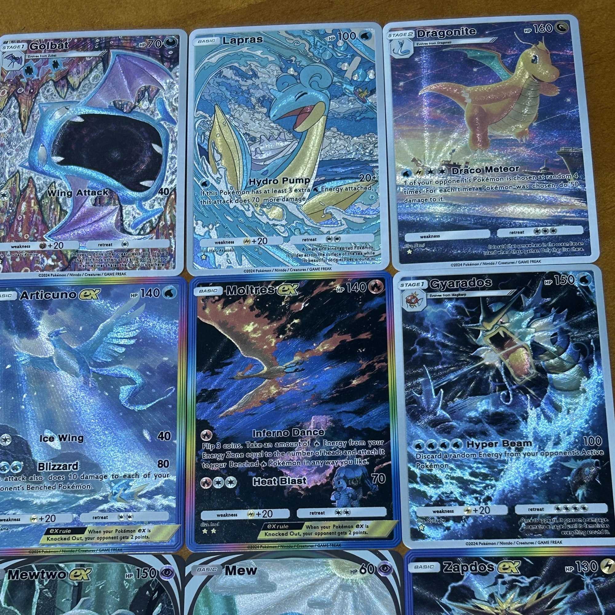 9Pcs/set Ptcg Mew Mewtwo Zapdos Gyarados Lapras English Version Texture Flash Card Classic Anime Game Collection Cards Gift Toy