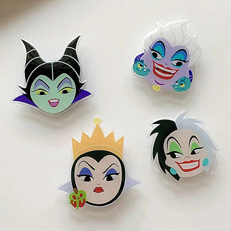 Disney Villains is here!! 🖤🤍💜 This collection features Maleficent