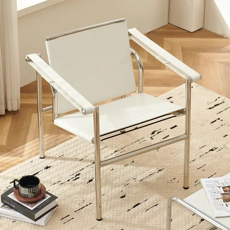 S8def9a61d77d4214818e88c22b407