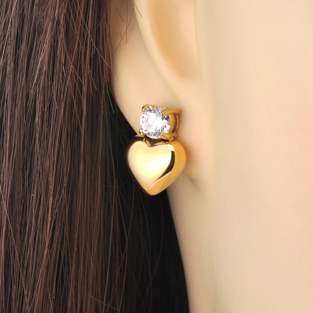 JeeMango Edelstahl-Zirkon-Herz-Ohrringe für Damen, trendige vergoldete Creolen, wasserdicht, für den täglichen Gebrauch, Schmuck E26061 – Detail 14
