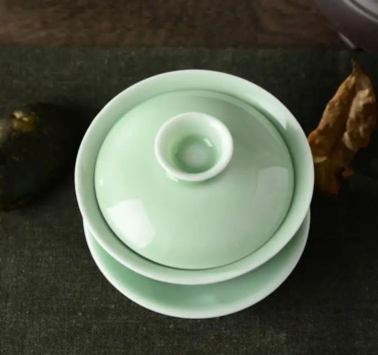 Chinese Celadon gai wan tea set Bone China Tea cup Dehua gaiwan tea porcelain teacup set for High-quality creative kettle