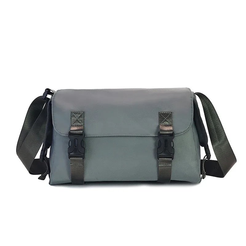 thumbnail image 1 of Nuevo bolso cruzado de nailon resistente al agua con cremallera y solapa de color sólido de gran capacidad, gran oferta 2024, bolsos de hombro casuales de moda para mujer, 1 of 5