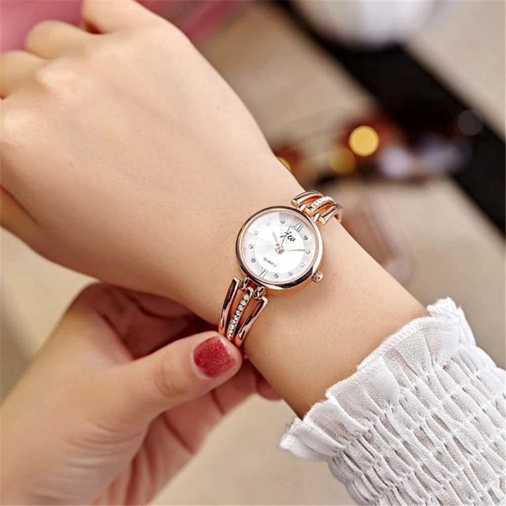 Reloj de pulsera de cuarzo para mujer, pulsera de acero con diamantes de imitación, a la moda