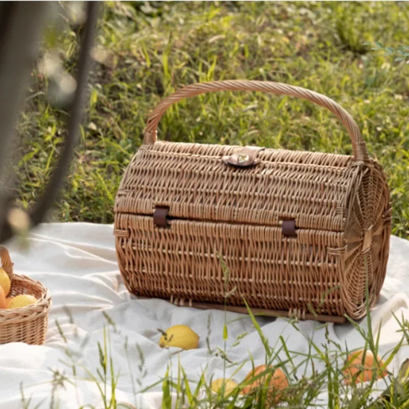 Outdoor Camping Storage Basket Cane Handmade Storage Items Card Buckle Design Picnic Basket Convenient Practical Rattan Tray 3